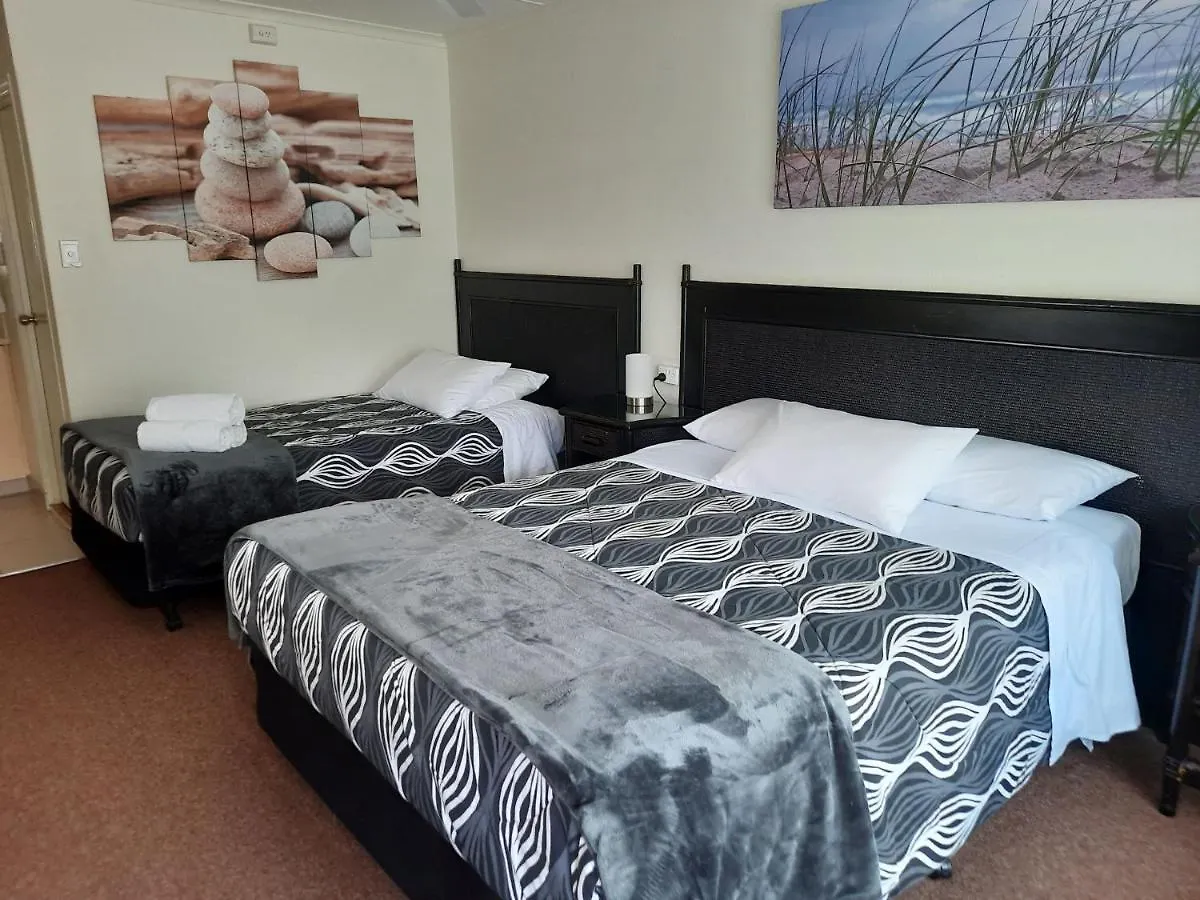 **  Flying Spur Motel Toowoomba Australia