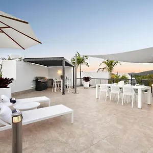  Apartment Penthouse With Private Roof Terrace- Australia